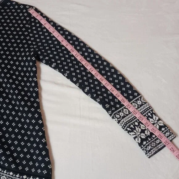 L.L. Bean, 100% Cotton, Nordic Fair Isle Sweater, 1/4 Zip, Black/White, Med.-Reg - Picture 11 of 16